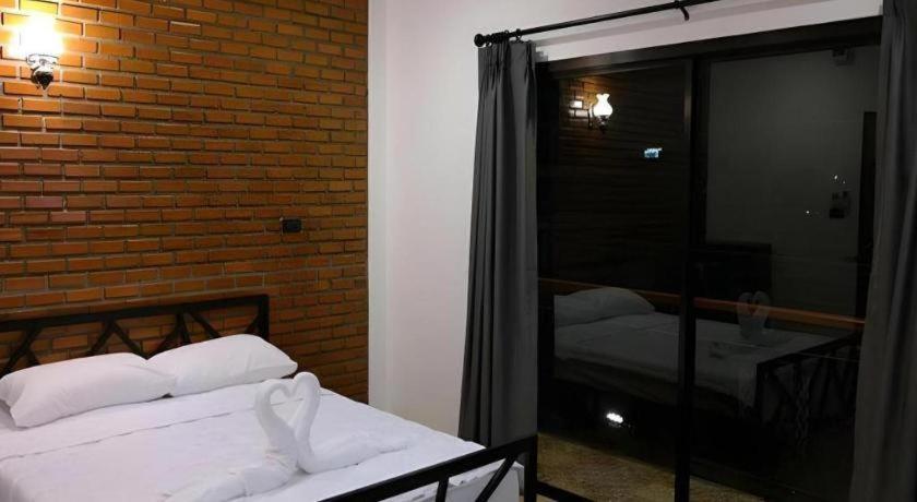 The Connect Chiang Mai Hotel Exterior photo